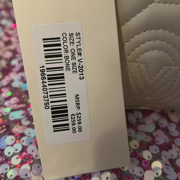 Cream Color Valentino Orlando Handbag - Picture 2 of 10